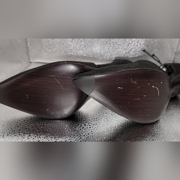 Stuart Weitzman Caviar leather heels with ankle strap - Picture 5 of 5